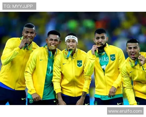 内马尔的足球传奇之路:从巴西天才到全球偶像的蜕变与挑战 内马尔的足球传奇之路:从巴西天才到全球偶像的蜕变与挑战