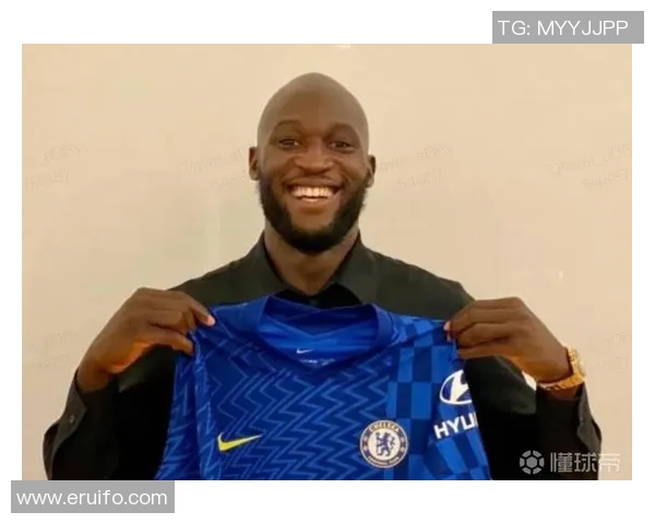 卢卡库的传奇之路:从青涩少年到世界级前锋的成长历程与成就分析 卢卡库的传奇之路:从青涩少年到世界级前锋的成长历程与成就分析