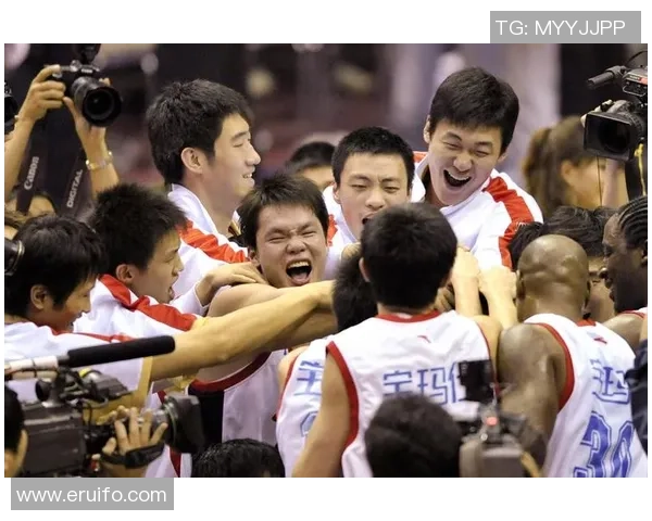 广东队与江苏南钢激战四月五日争夺篮球赛季重要胜利